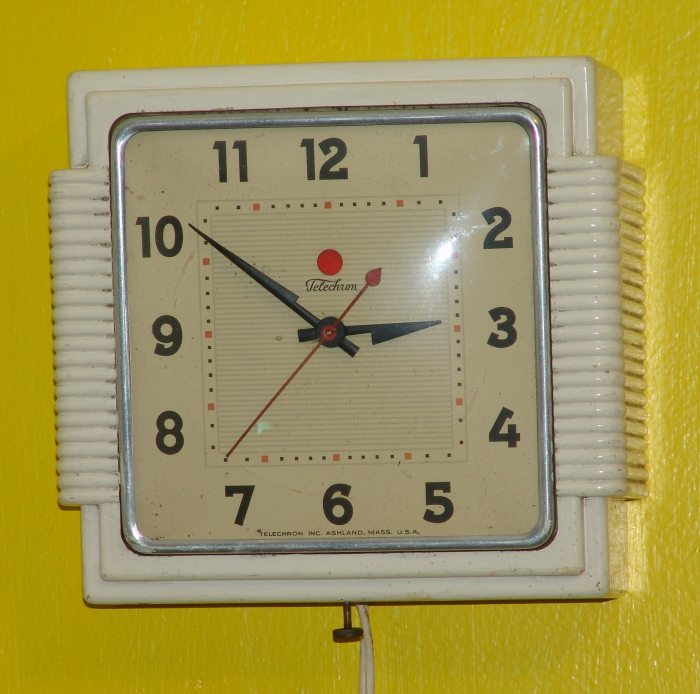 Telecton 1930's Art Deco kitchen wall clock 